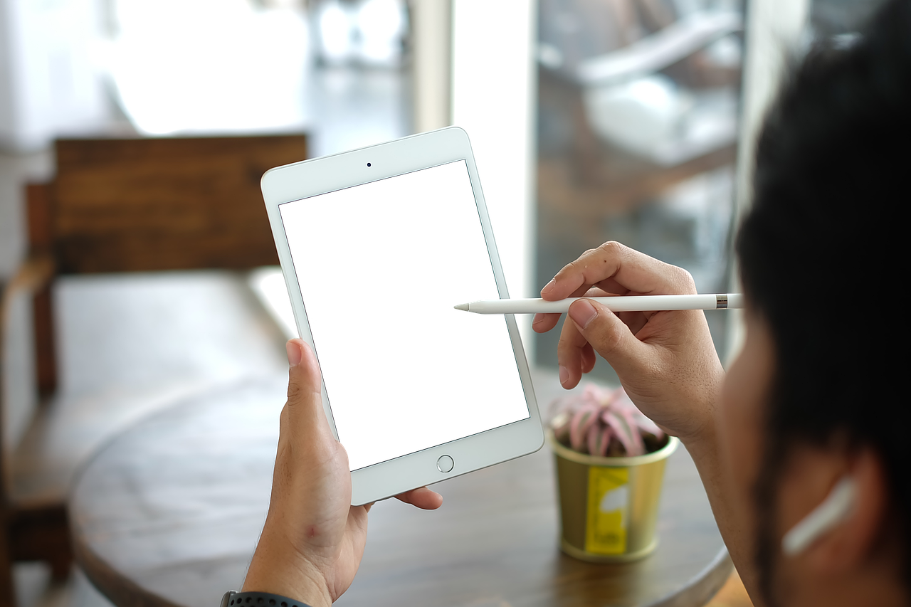 How to connect apple pencil to iPad